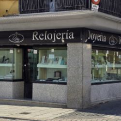 Fachada joyería Robles